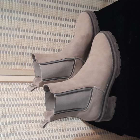 Rocket Dog Iggie Chelsea boots - Picture 2 of 10